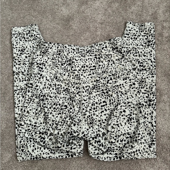 Bundle 3 Pair Workout Leggings - Picture 5 of 17